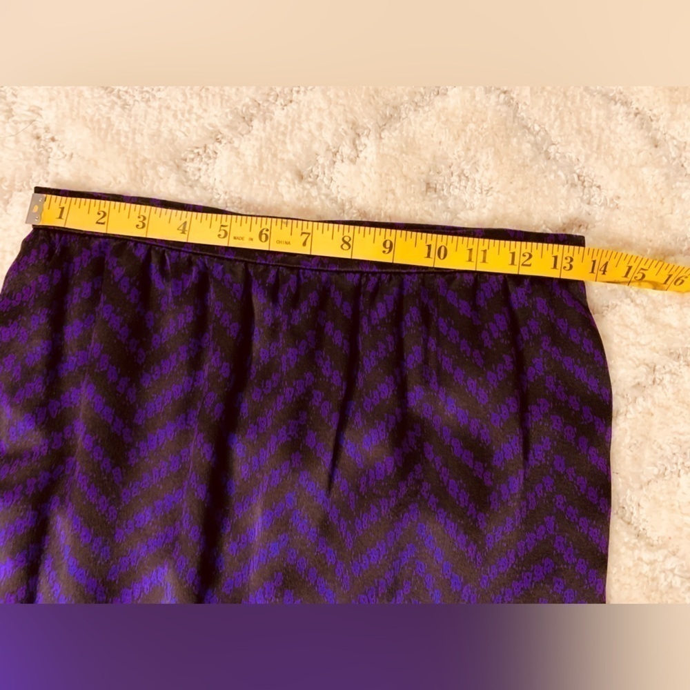 Carolina Herrera 100% Silk Matching set Skirt, Jacket Belt Plum/Midnight - Picture 13 of 16